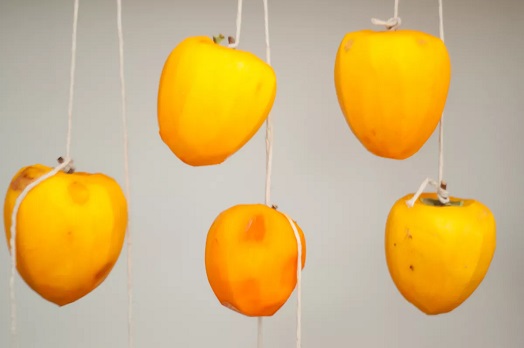 Hang the Persimmon